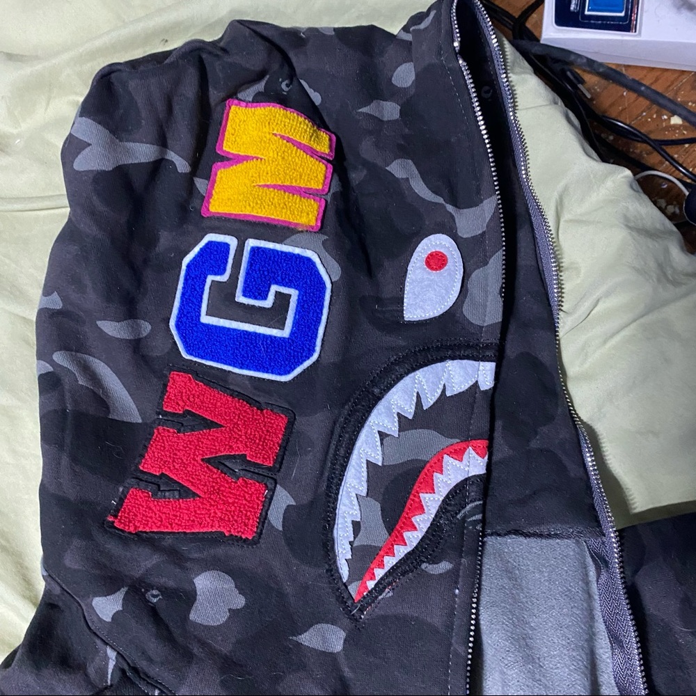 Bape Black Camo Hoodie - Picture 5 of 5